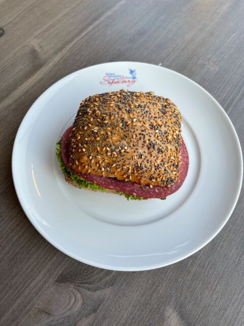 Weltmeisterbrötchen Salami