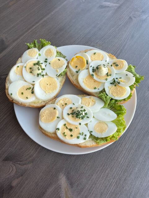 Küsten-Jungs halbes Ei